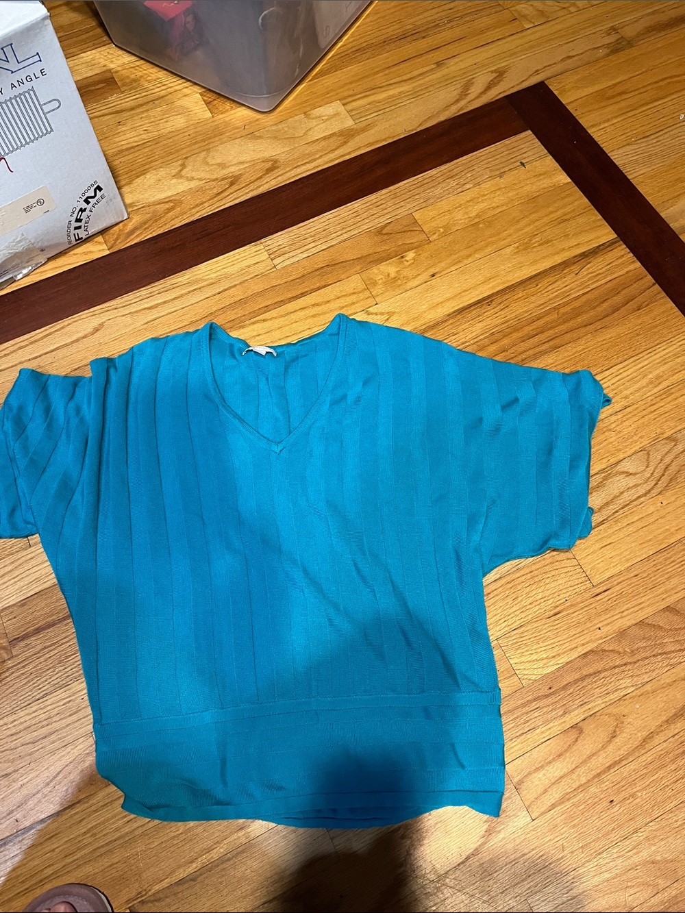 Teal V-Neck Short Sleeve Knit Top